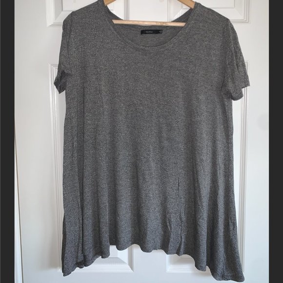 Talula Grey Asymmetrical Hem Relaxed Fit Tee - Picture 1 of 3